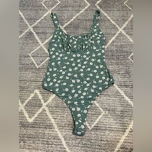 Medium Flowered Ruched Top Body Suit